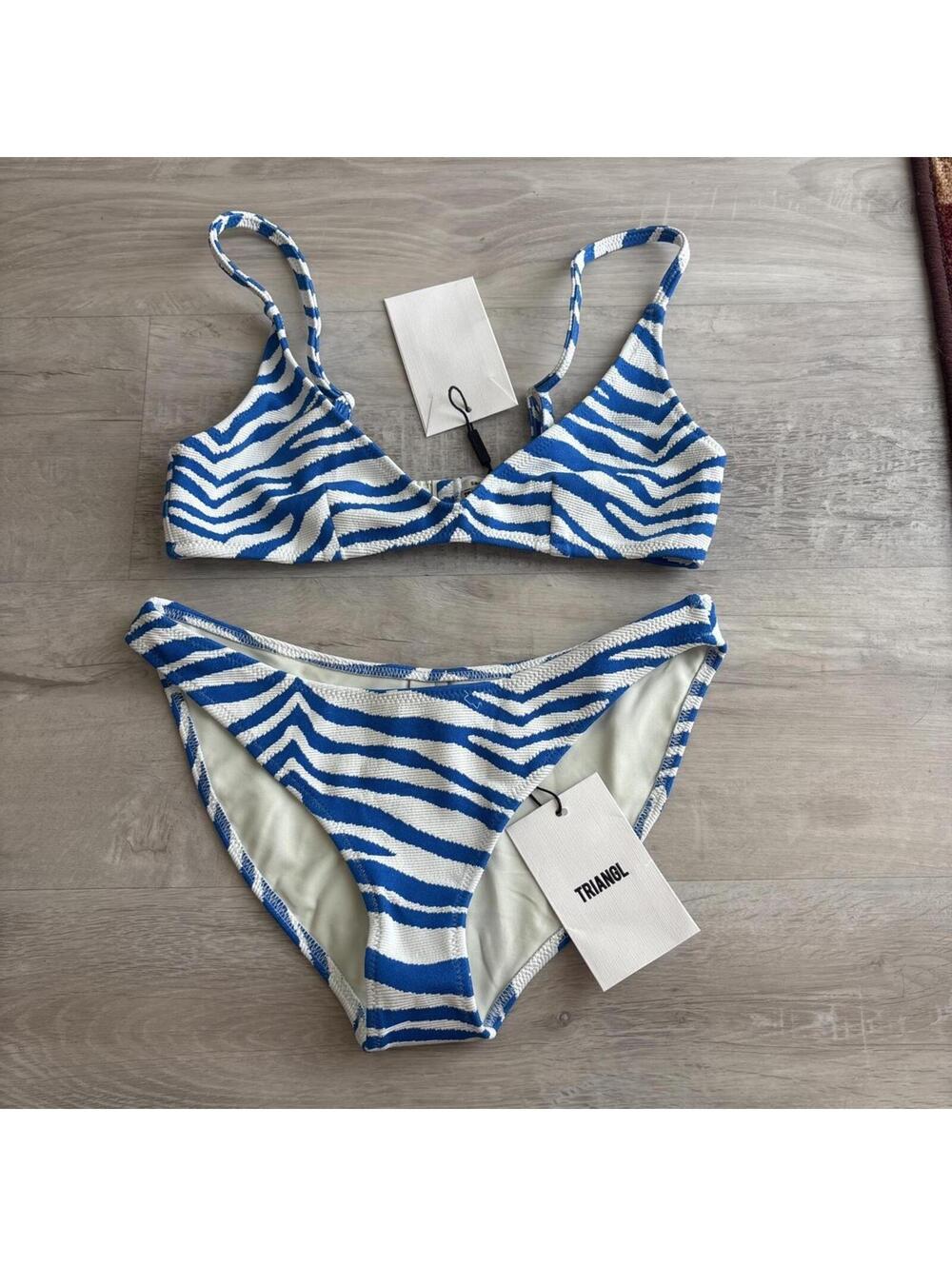 MAIA - Blue Zebra Textured Scoop